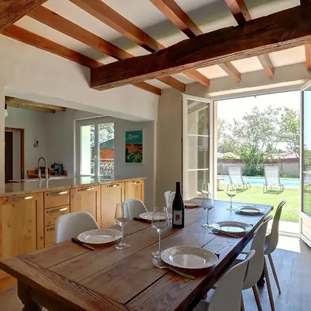 Casa de Férias La Grappe Occitane - 14 Personnes - Piscine Privee