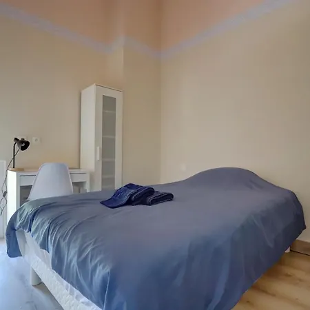 La Grappe Occitane - 14 Personnes - Piscine Privee * Ambres