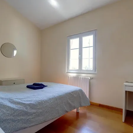 Hébergement de vacances La Grappe Occitane - 14 Personnes - Piscine Privée Ambres
